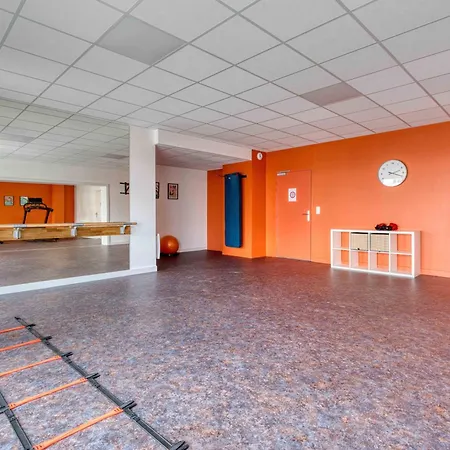 Olonna Et Terrasse A 7 Min Des Plages Les Sables-dʼOlonne