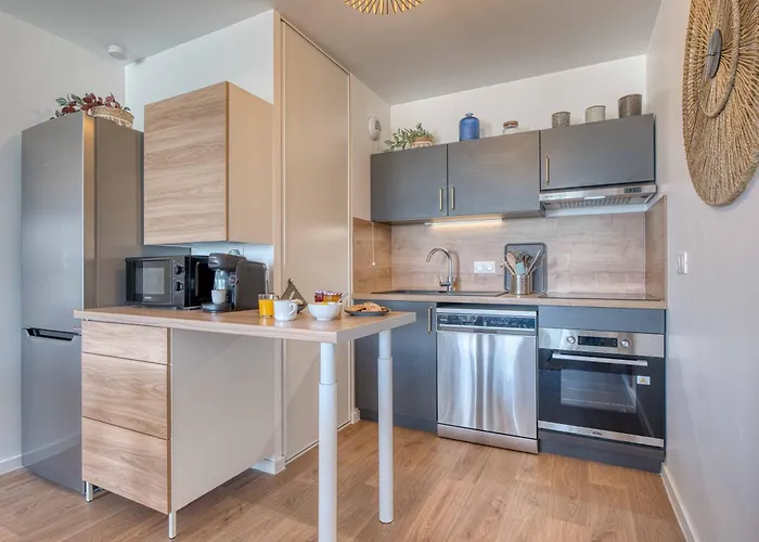 Olonna Et Terrasse A 7 Min Des Plages Les Sables-dʼOlonne